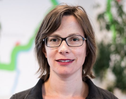 Ann-Kathrin Schneider (Foto: BUND. e.V.) - ist Leiterin für den Bereich Internationale Klimapolitik beim Bund für Umwelt und Naturschutz Deutschland.