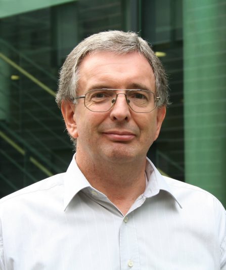 Prof. Dr. Alan Harris - Asteroidenforscher am Deutschen Institut für Luft- und Raumfahrt (DLR)