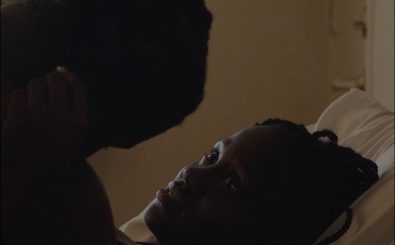 Im Video zu „Break Apart“ sieht man drei Paare zwischen traurig und glücklich im Motel. Screenshot: Spencer Craig | vimeo.com