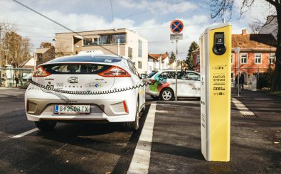 Die EU sieht Elektroautos als wirksames Mittel gegen den Klimawandel – liegen sie damit falsch? Foto: tim Eröffnung Schillerplatz Oktober 2017 | Emanuel Droneberger / flickr.com / CC BY 2.0