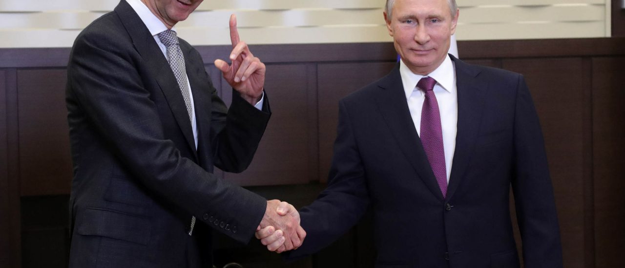 Kremlchef Wladimir Putin hat sich mit Syriens Präsident Baschar al-Assad im russischen Sotschi getroffen. Foto: Mikhail Klimentyev / AFP.