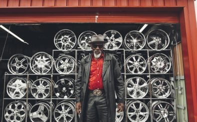Wurde auf der Straße entdeckt: Bluesmusiker Robert Finley. Foto: Alysse Gafkjen