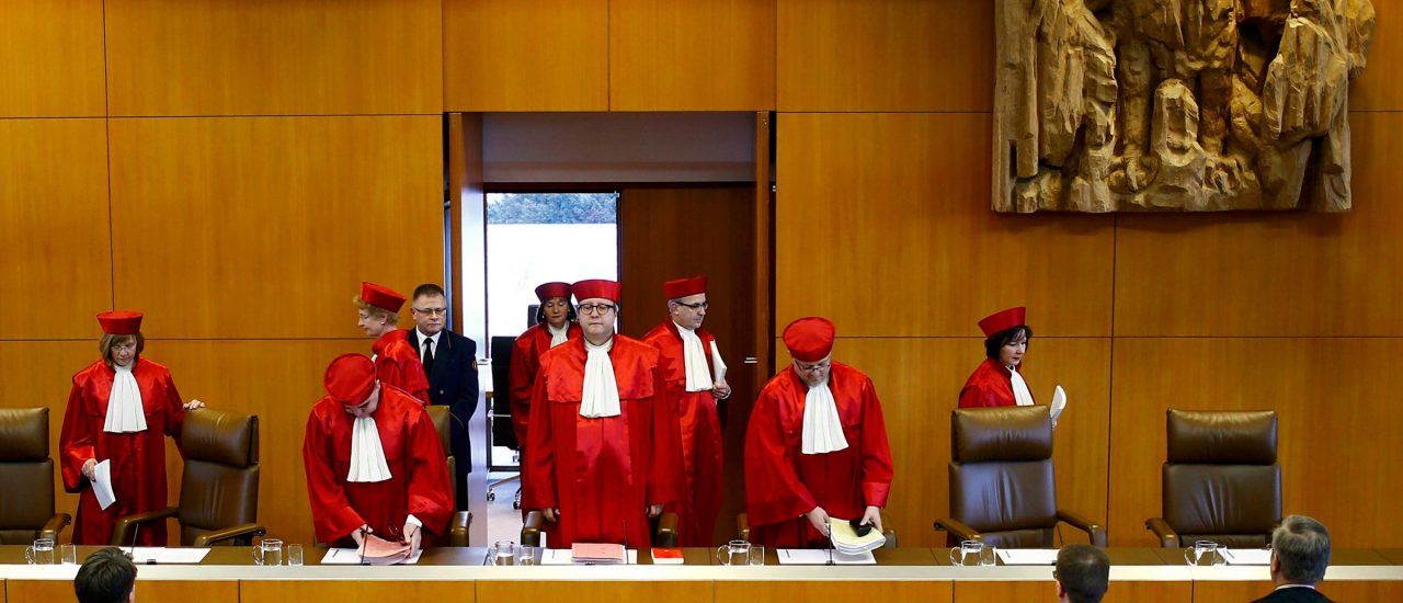 Jeder Senat des Bundesverfassungsgerichts hat acht Richter, die über wichtige Fälle entscheiden. Foto: Kai Pfaffenbach | AFP