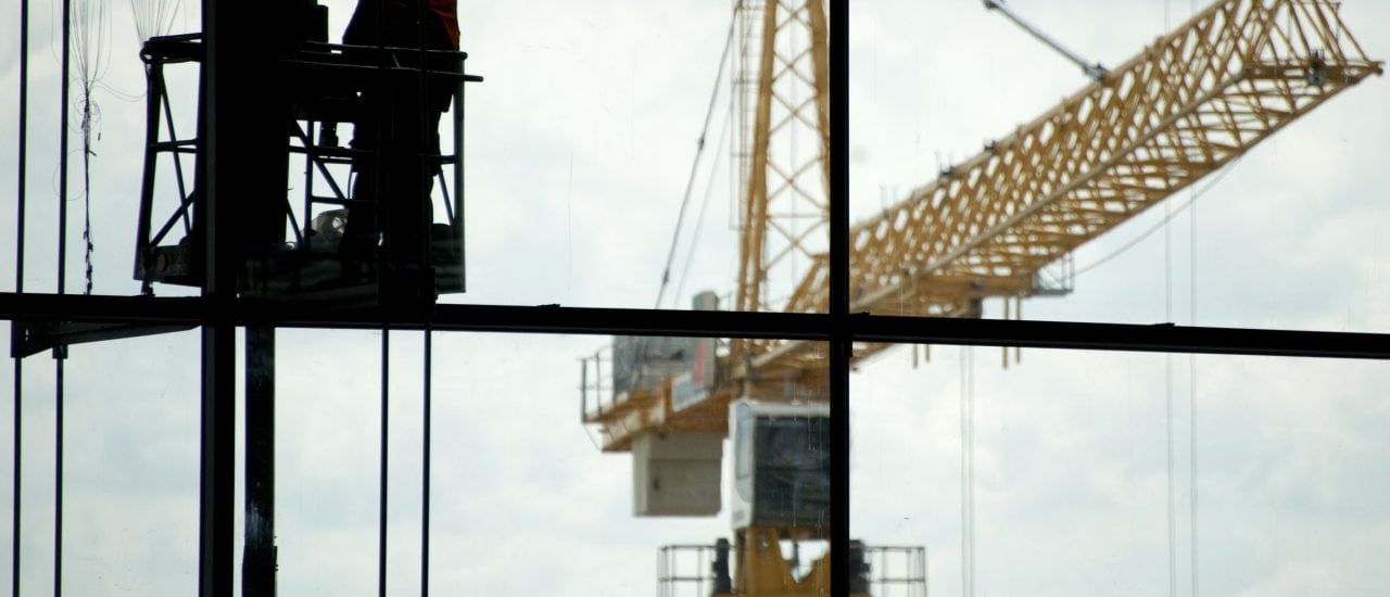 Im Baugewerbe ist Schwarzarbeit besonders verbreitet. Foto: Odd Andersen | AFP