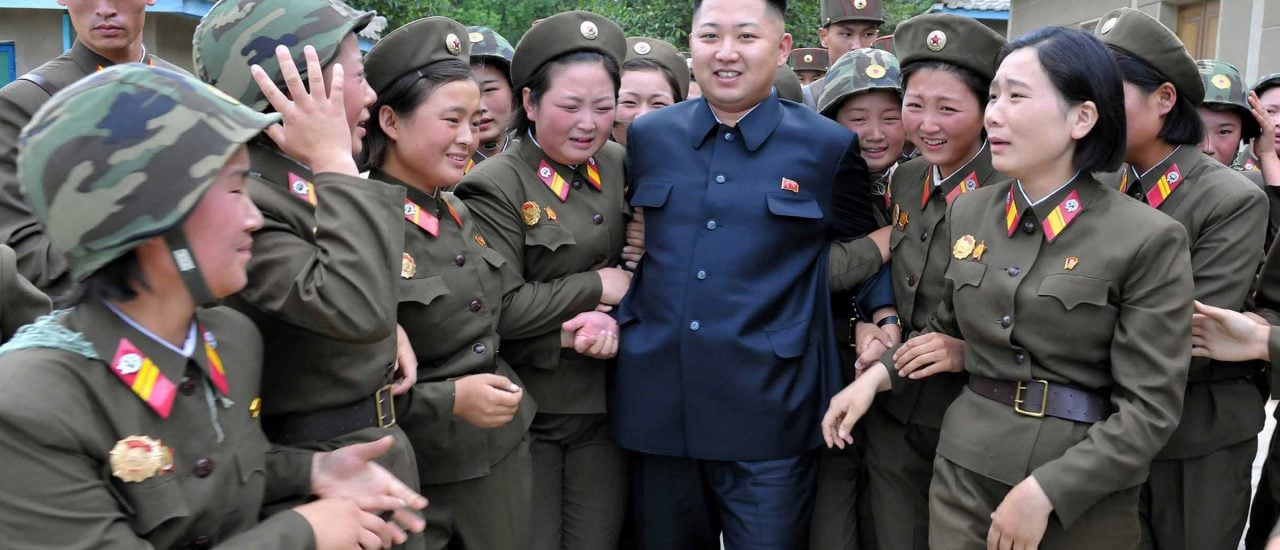Kim Jong-un finanziert sein Atomprogramm auch mit Zwangsarbeitern, die in Europa schuften müssen. Foto: KOREA-NORTH/CHINA | CC BY 2.0 | Vietnam Mobiography / flickr.com