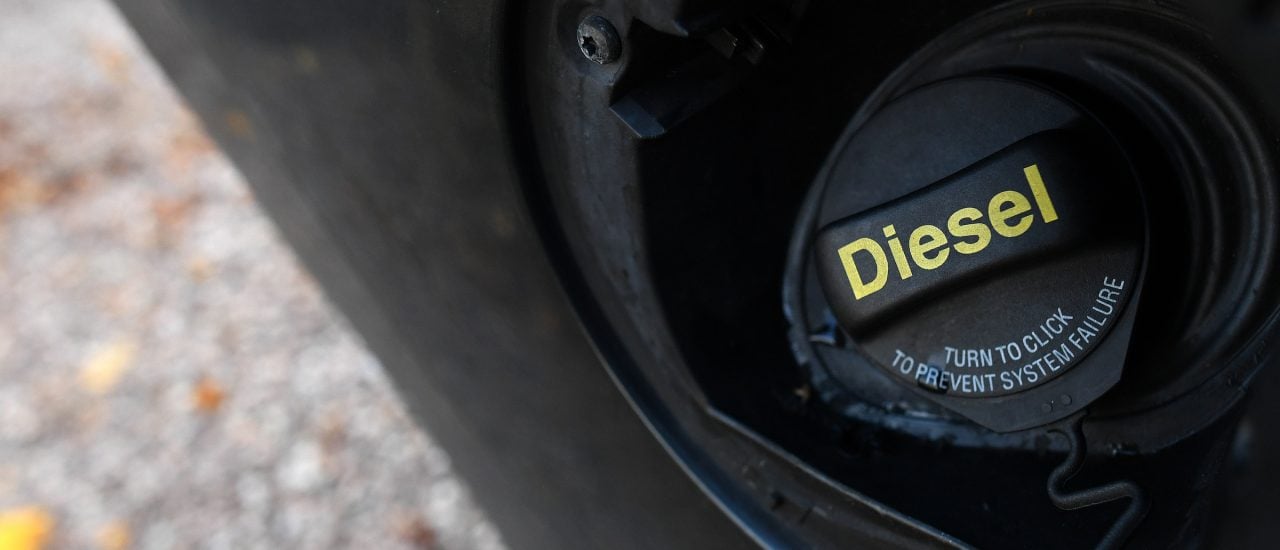 Mit Vollgas geht es beim Dieselskandal weiter. Foto: Paul Ellis | AFP