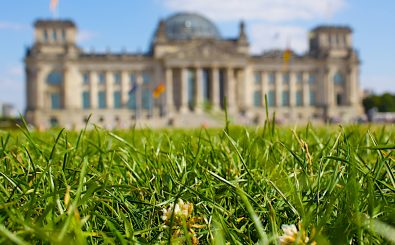 „Frag den Staat“ hilft Bürgern, Anfragen an den Staat zu stellen, ohne selbst in Berlin vorbeikommen zu müssen. Foto: Berlin Bundestag CC BY-SA 2.0 | Lars Steffens / flickr.com