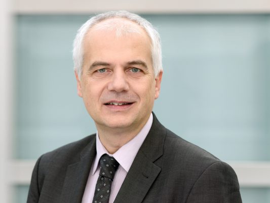 Jürgen Klauber  - ist Chef des wissenschaftlichen Instituts der AOK.