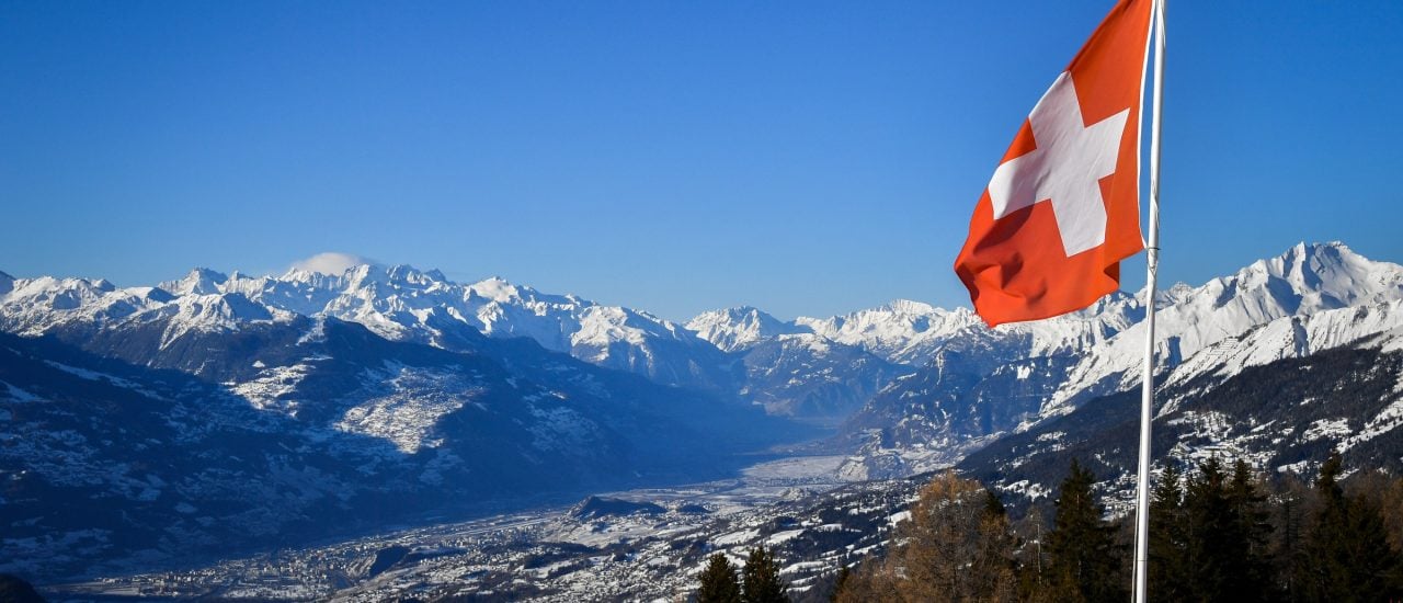 Wissenschaftler haben in den Böden der Schweizer Alpen tonnenweise Mikroplastik nachgewiesen. Foto: Fabrice Coffrini / AFP