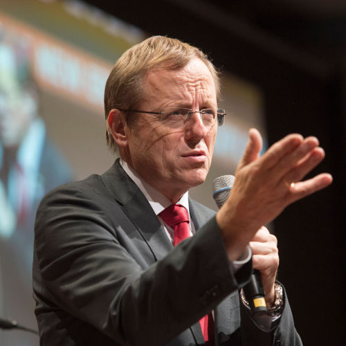 Johann-Dietrich Wörner - ist Generaldirektor bei der Europäischen Weltraumorganisation ESA