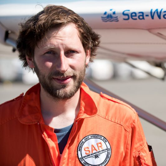 Ruben Neugebauer - ist Pressesprecher der NGO Sea-Watch.