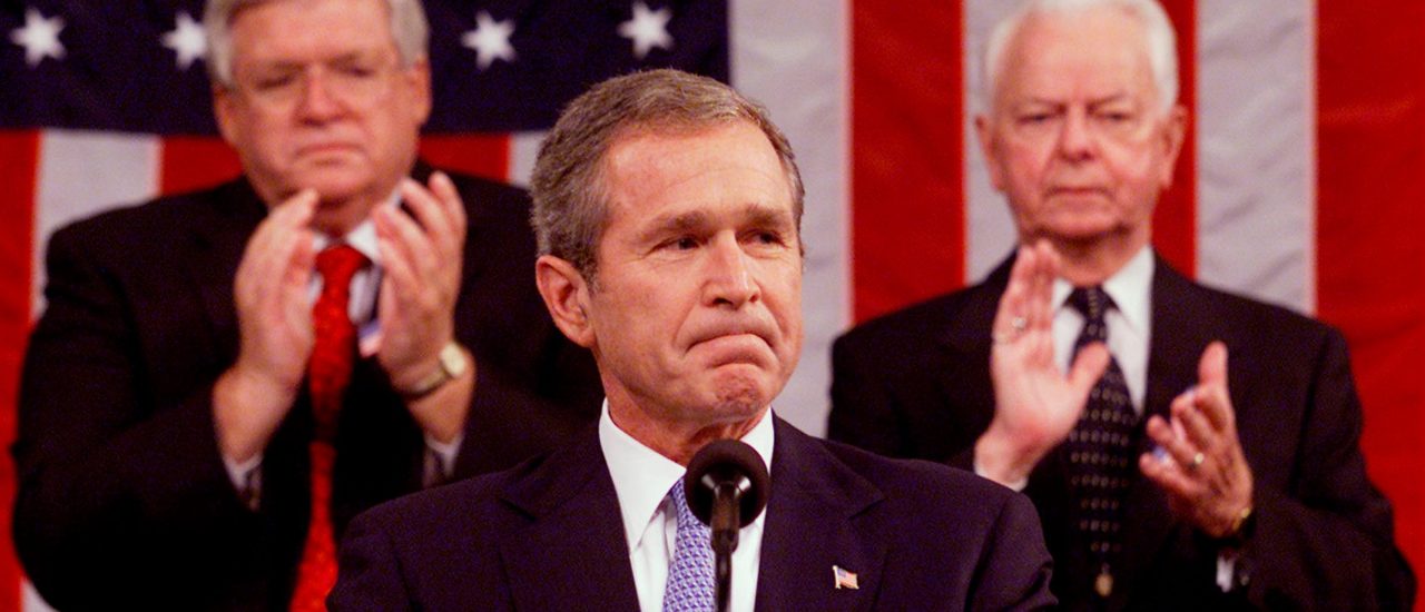 US-Präsident George W. Bush erklärt den „Krieg gegen den Terror“. Foto: Win McNamee | Reuters / AFP