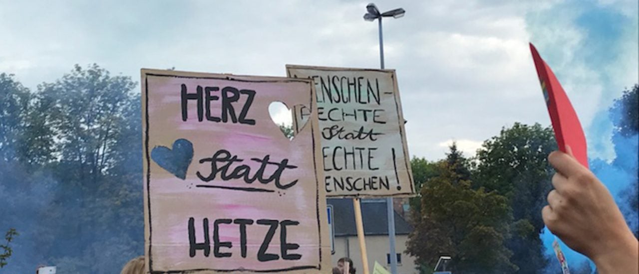 „Herz statt Hetze“: Im Sinne der Demonstrationen gegen rechte Aufmärsche findet in Chemnitz ein großes Konzert statt. Foto: Isabel Woop | detektor.fm