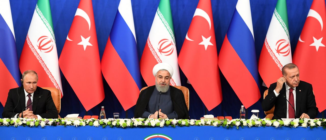 In Teheran verhandeln die Präsidenten von Russland, der Türkei und dem Iran über die Zukunft der syrischen Provinz Idlib. Bild: Kirill Kudryavtsev | AFP