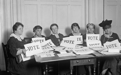 In den 1920er Jahren forderten Frauen weltweit ihre Rechte ein, so wie hier die League of Women Voters in den USA im Jahr 1924. Foto: Everett Historical | shutterstock.com