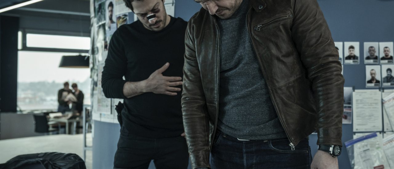 Felix Kramer und Fahri Yardim als die Ermittler Erol und Kurt in „Dogs of Berlin“. Foto: © 2018 Stefan Erhard | Netflix