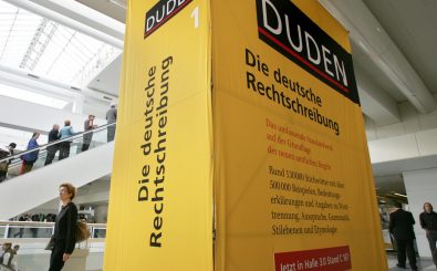 Der Duden wird oft bei Streitigkeiten um die deutsche Sprache hinzugenommen. Foto: John Macdougall | AFP