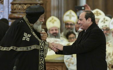 Der ägyptische Präsident war bei der Eröffnung der koptischen Kathedrale dabei. Foto: Mohamed el-Shahed | AFP