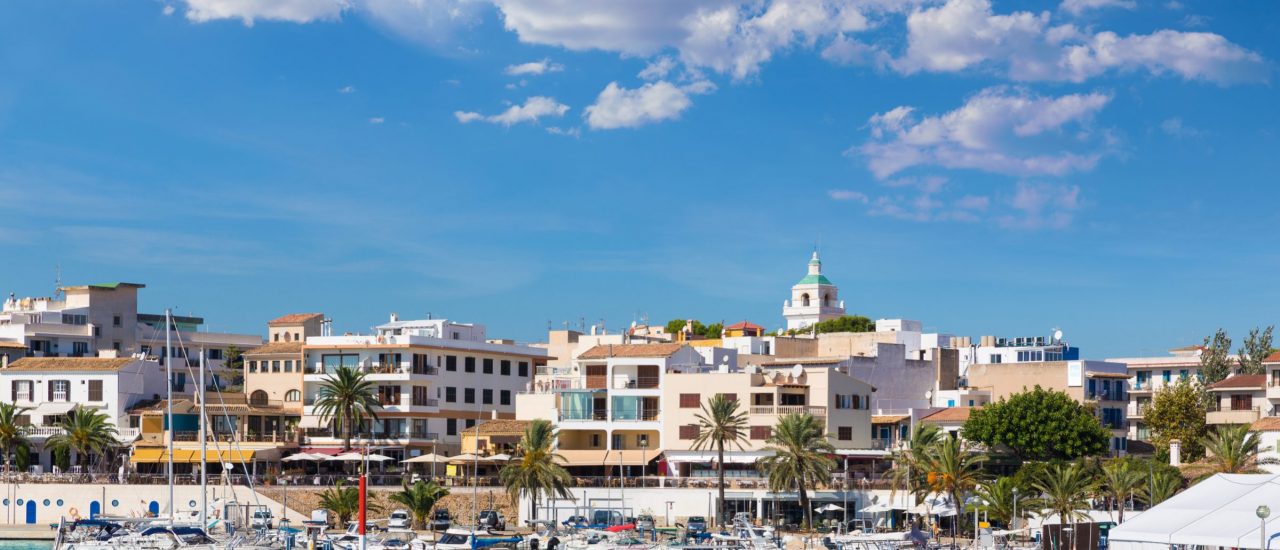 Calla Rajada, Mallorca. Die Büchners betrieben hier mehrere Cafés. Foto: Shutterstock | Tono Balaguer