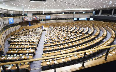Das EU-Parlament will in Zukunft transparenter sein. Im Zuge dessen sollen alle Lobbykontakte veröffentlicht werden. Foto: Six Dun | Shutterstock.com