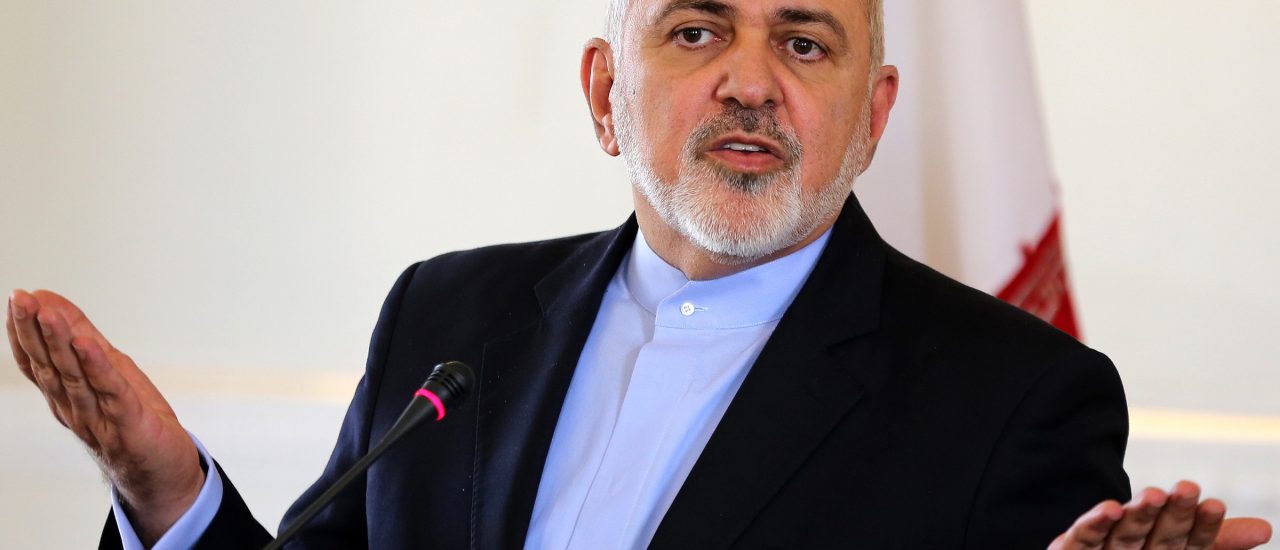 Der iranische Außenminister Mohammed Dschawad Sarif bleibt vorerst im Amt. Foto: Atta Kenare | AFP
