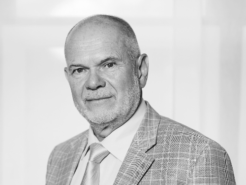 Wolfgang Putz - ist Rechtsanwalt für Medizinrecht und Lehrbeauftragter für Medizinrecht an der LMU München