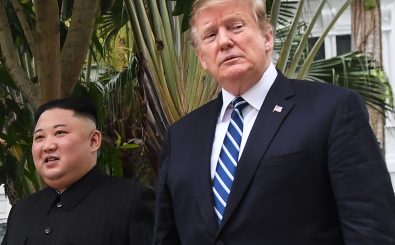 Das Gipfeltreffen von US-Präsident Trump und Nordkoreas Machthabe Kim endete früher als ursprünglich geplant. Foto: Saul Loeb | AFP