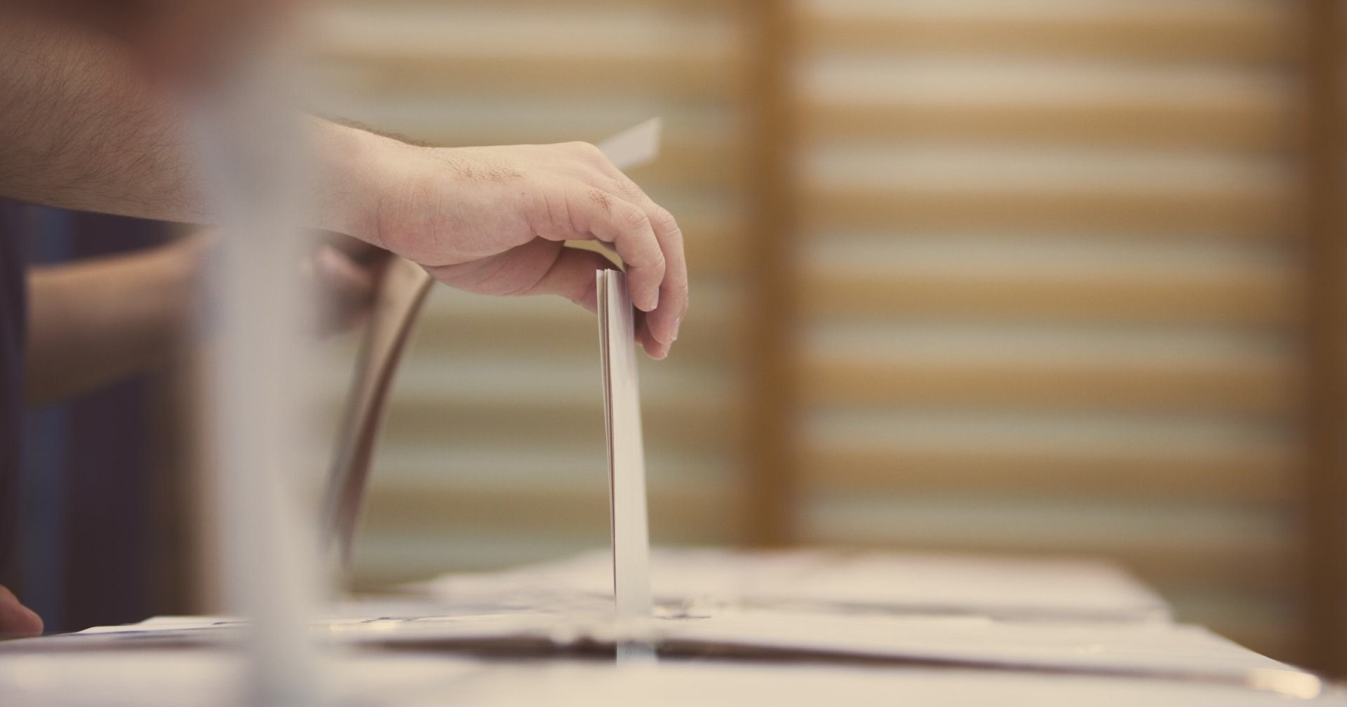 Ist das gerecht? | Wahlen: wer wählen darf, wer nicht – Endlich ...