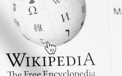 Die Community von Wikipedia möchte ein freies Netz für freies Wissen bewahren. Foto: Casimiro PT | shutterstock.com