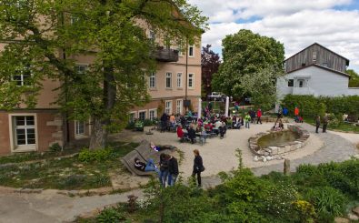 In dem kleinen Dorf Tempelhof leben rund 150 Menschen in einer solidarischen, vielfältigen und nachhaltigen Gemeinschaft. Foto | © Gemeinschaft Tempelhof