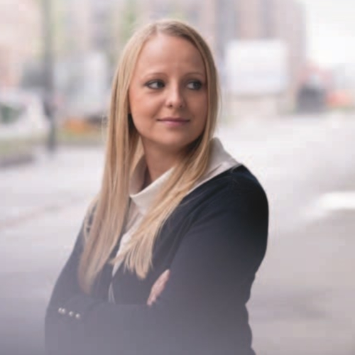 Céline Sturm - ist Koordinatorin im Fachbereich Prävention in der Hilfeorganisation "Weisser Ring e.V."