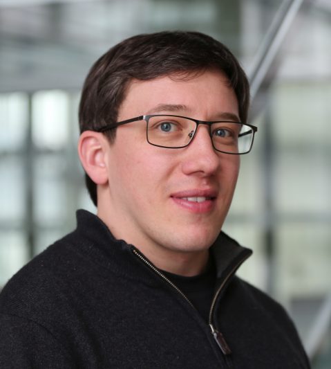 Clemens Liedel - ist Gruppenleiter des Projekts "Nachhaltige Materialien für die Energiespeicherung" am Max-Planck-Institut für Kolloid- und Grenzflächenforschung.