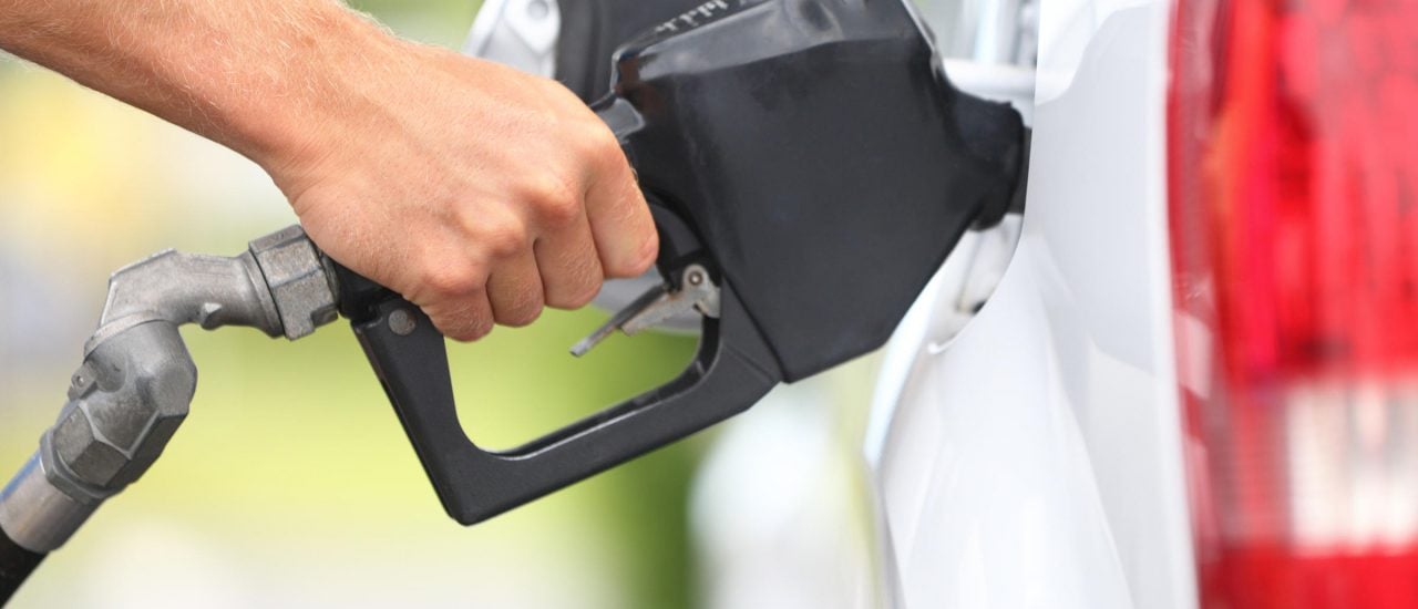 Sogenannte E-Fuels können schon heute in herkömmlichen Diesel- und Benzinfahrzeugen eingesetzt werden. Der Clou: Sie sind klimaneutral. Foto: Maridav | shutterstock
