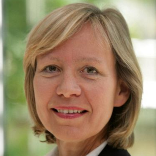 Anette Wahl-Wachendorf - ist Ärztin und ärztliche Direktorin des Arbeitsmedizinischen Dienstes der BG BAU.