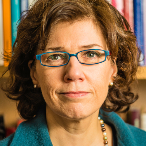 Gabriele Abels - ist Professorin am Lehrstuhl für vergleichende Politikwissenschaften und europäische Integration an der Uni Tübingen.