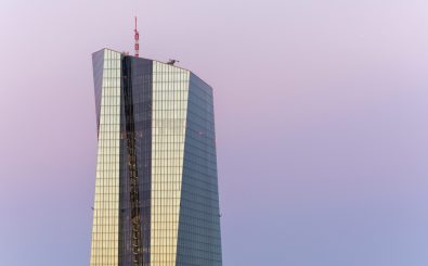 Der Hauptsitz der EZB in Frankfurt am Main. Von hier aus wird die Geldpolitik der Euro-Zone gelenkt. Foto: asvolas | shutterstock