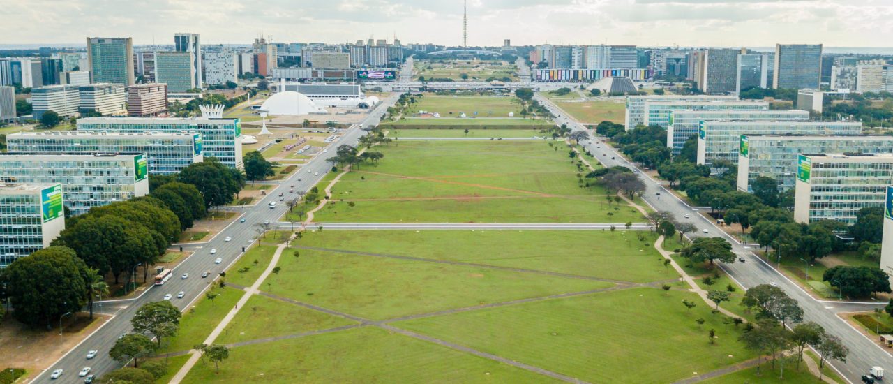 Ein der bekanntesten Planstädte: Brasília. Die Hauptstadt von Brasilien wurde von Oscar Niemeier entworfen. Foto: 
