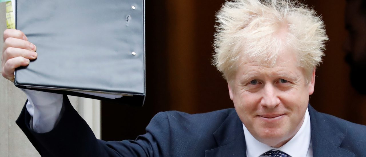 Der britische Premierminister Johnson am Mittwoch auf dem Weg ins Unterhaus. Die Anhörung zum Brexit-Deal mit der EU scheiterte. 