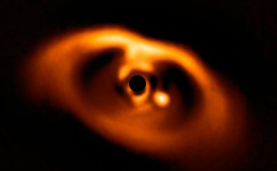 Aufnahme des neugeborenen Planeten PDS 70b durch das SPHERE-Instrument am Very Large Telescope in Chile. Bild: A. Müller et al. | ESO
