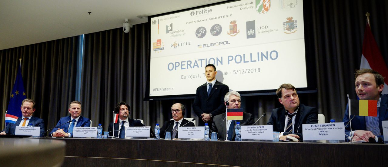Bei der europaweiten Razzia „Pollino“ wurden mindestens 90 mutmaßliche Mafia Mitglieder verhaftet. Foto: Robin von Lonkhuijsen | AFP
