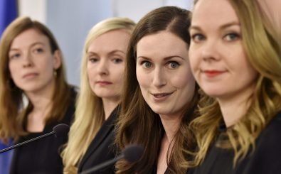 Die neue finnische Ministerpräsidentin Sanna Marin ist die jüngste Regierungschefin der Welt. Auch der Rest der finnischen Regierung wird von jungen Frauen dominiert. Foto: Jussi Nukari_Lehtikuva | AFP