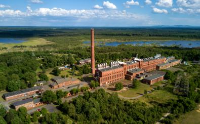 Die ehemalige Brikettfabrik im Lausitzer Seenland. Foto: Energiefabrik Knappenrode / Axel Heimken 