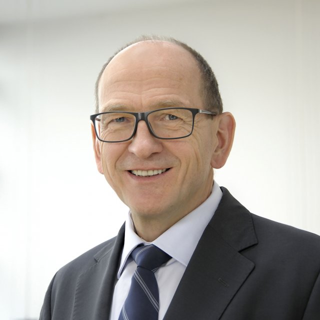 Prof. Dr. Albert Heuberger, geschäftsführender Institutsleiter vom Fraunhofer-Institut für Integrierte Schaltungen in Erlangen