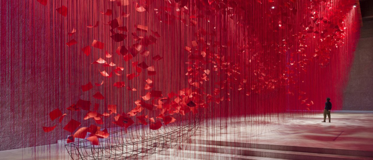 Chiharu Shiota 2021, König Galerie, Exhibition view, Foto: Roman März