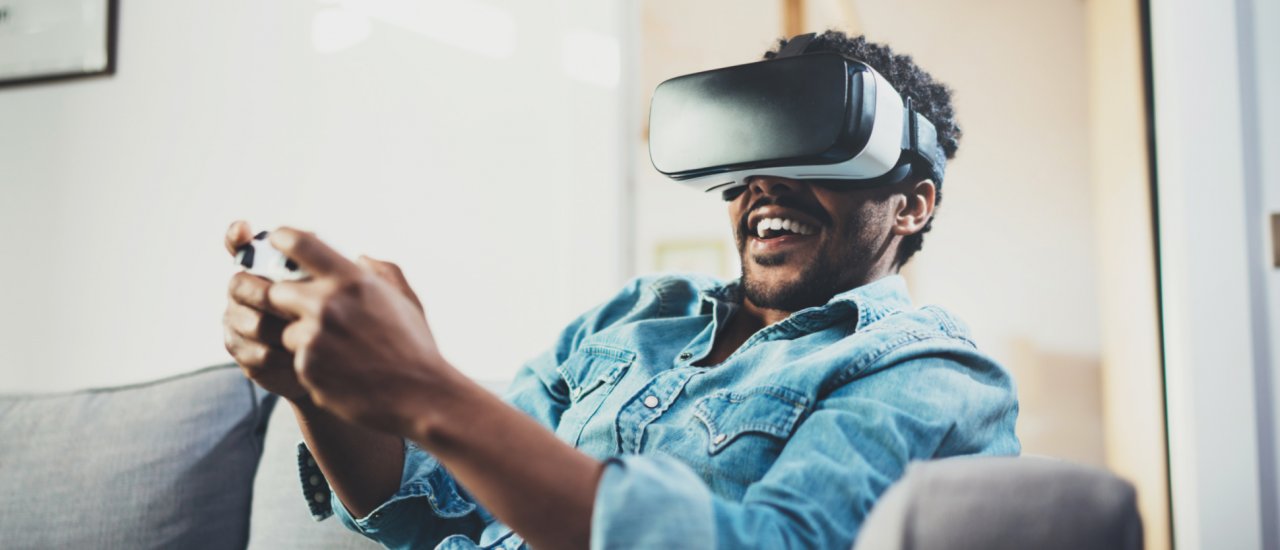 Virtual Reality im Consumer-Bereich. Quelle: Shutterstock / SFIO CRACHO