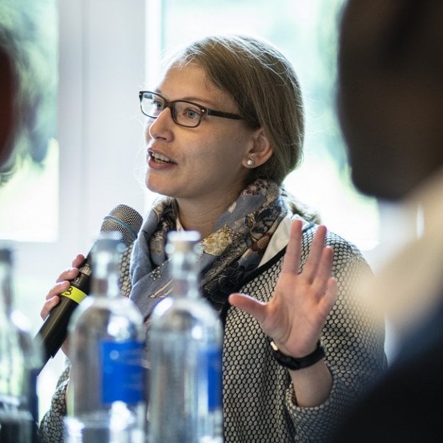 Anja Dahlmann, Institut für Friedensforschung und Sicherheitspolitik