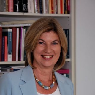 Marie-Janine Calic, Professorin für Ost- und Südosteuropäische Geschichte an der LMU München