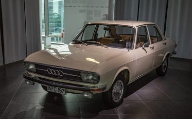 Ingolstadt, Germany – April 9, 2019: Audi 100 C1 classic German midsize 1960s car in Audi museum. Foto: S.Candide / Shutterstock 