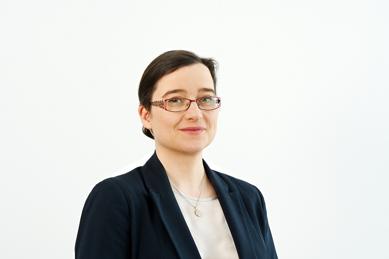 Dr. Mareike Rüffer, Kernphysikerin am BASE 
