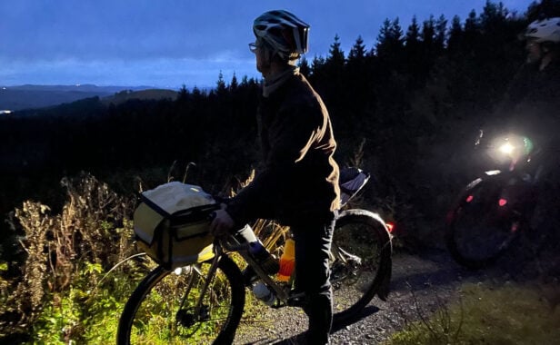 Licht am Fahrrad für die Fahrt durch die Nacht. Foto: Gerolf Meyer
